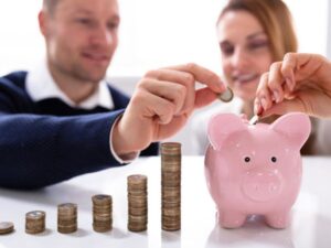 Київ і область зосередили 38,6% банківських заощаджень українців: які регіони серед лідерів